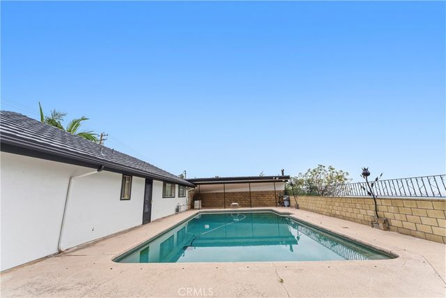 5094 Mariposa, San Bernardino, CA 92404