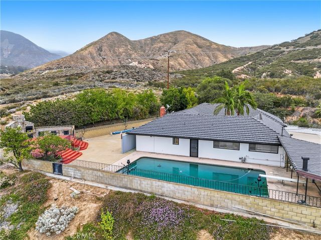 5094 Mariposa, San Bernardino, CA 92404