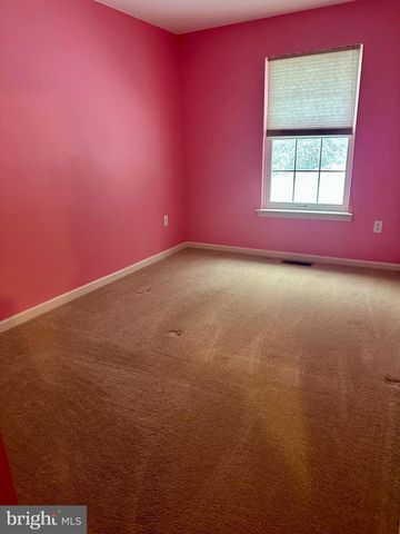 317 MOUNT PLEASANT ST, Coatesville, PA 19320