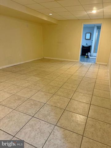 317 MOUNT PLEASANT ST, Coatesville, PA 19320