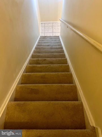 317 MOUNT PLEASANT ST, Coatesville, PA 19320