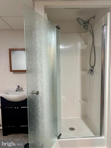 317 MOUNT PLEASANT ST, Coatesville, PA 19320