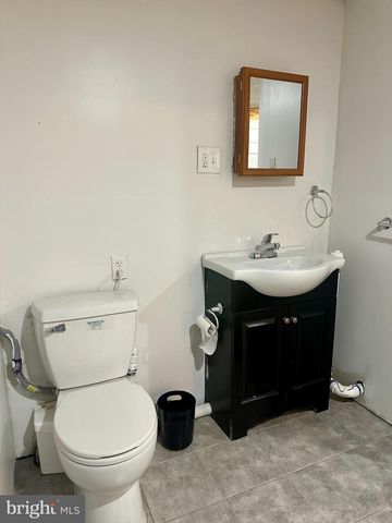 317 MOUNT PLEASANT ST, Coatesville, PA 19320