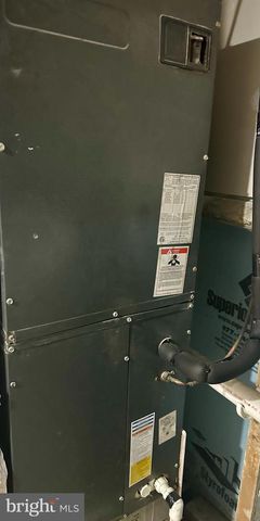 317 MOUNT PLEASANT ST, Coatesville, PA 19320