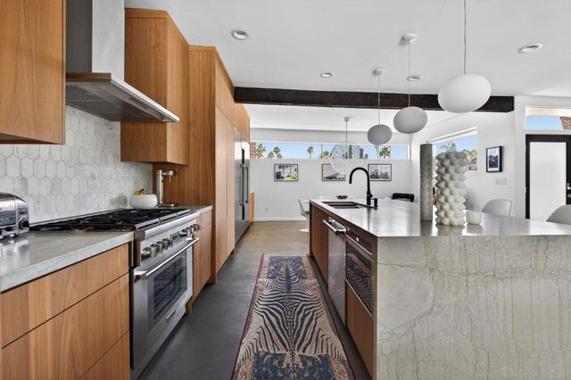 3420 E Camino Rojos, Palm Springs, CA 92262