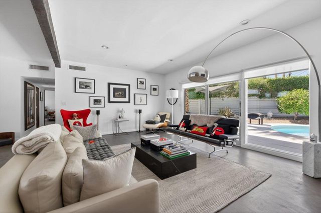 3420 E Camino Rojos, Palm Springs, CA 92262