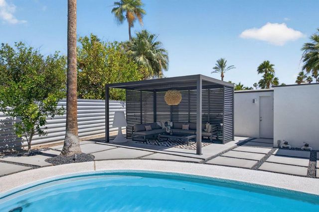 3420 E Camino Rojos, Palm Springs, CA 92262