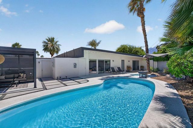 3420 E Camino Rojos, Palm Springs, CA 92262