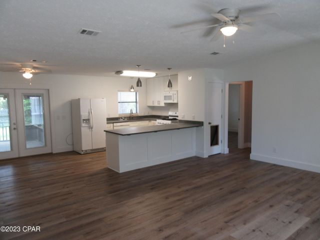 2602 W 12th Street, Panama City, FL 32401
