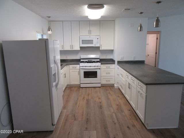 2602 W 12th Street, Panama City, FL 32401