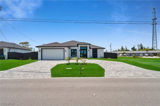 373 El Dorado BLVD S, Cape Coral, FL 33991