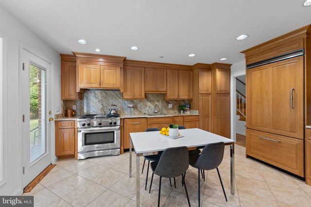 11412 ROLLING HOUSE RD, North Bethesda, MD 20852