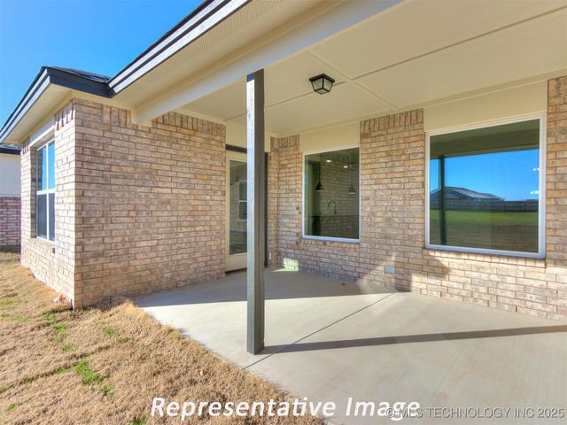 3442 E 153rd Street S, Bixby, OK 74008