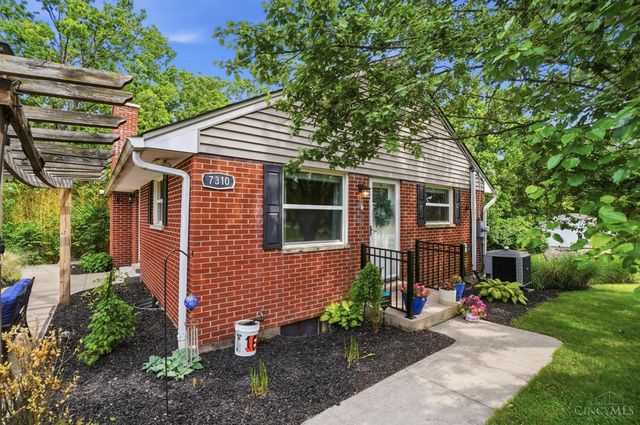 7310 Striker Road, Hamilton Twp, OH 45039