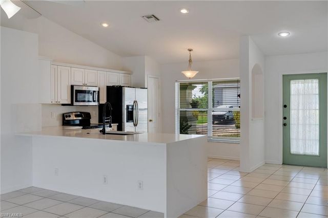 1417 NE 13th ST, Cape Coral, FL 33909