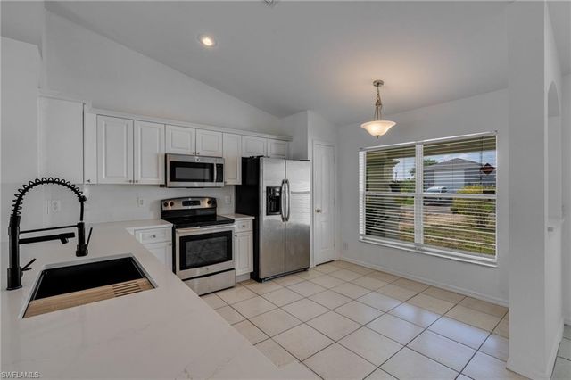 1417 NE 13th ST, Cape Coral, FL 33909