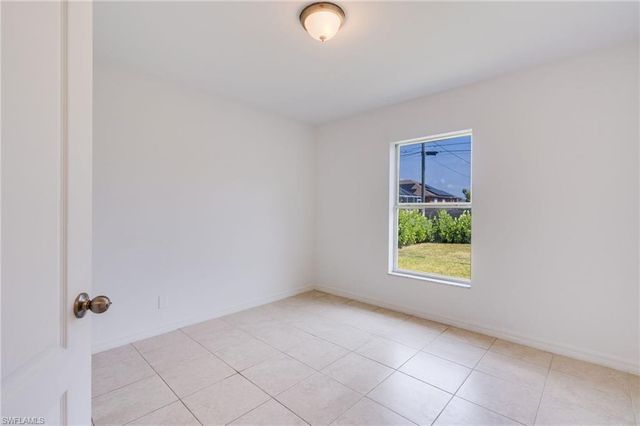 1417 NE 13th ST, Cape Coral, FL 33909