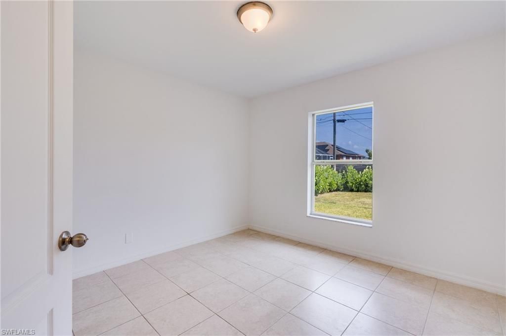 Image 36 of property listing at 1417 NE 13th ST, Cape Coral, FL 33909
