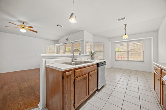 1415 Continental PASS, Cedar Park, TX 78613