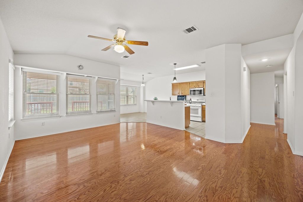 1415 Continental PASS, Cedar Park, TX 78613