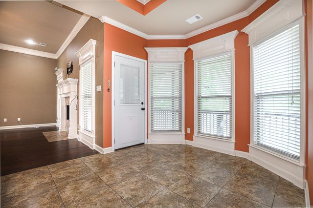 6009 HARDIN DR, Bryant, AR 72022