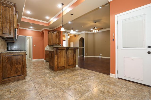 6009 HARDIN DR, Bryant, AR 72022