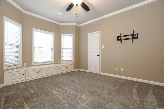 6009 HARDIN DR, Bryant, AR 72022