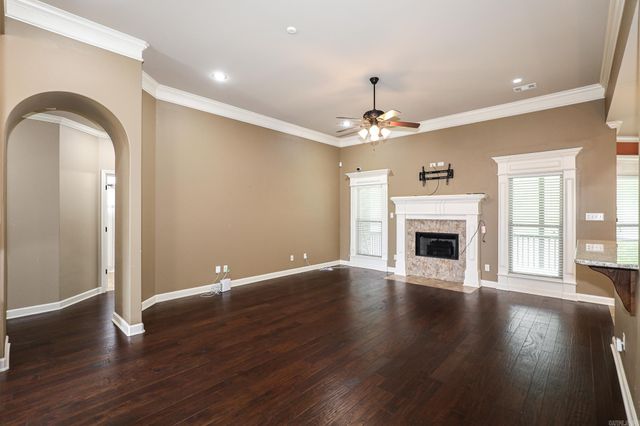 6009 HARDIN DR, Bryant, AR 72022