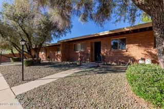 1938 W Anklam Road, Tucson, AZ 85745