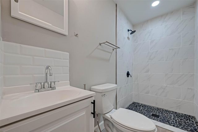 9830 Degas Lane, Houston, TX 77016