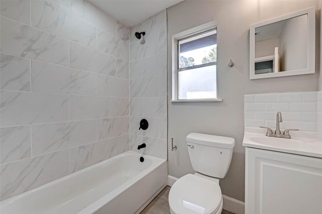 9830 Degas Lane, Houston, TX 77016