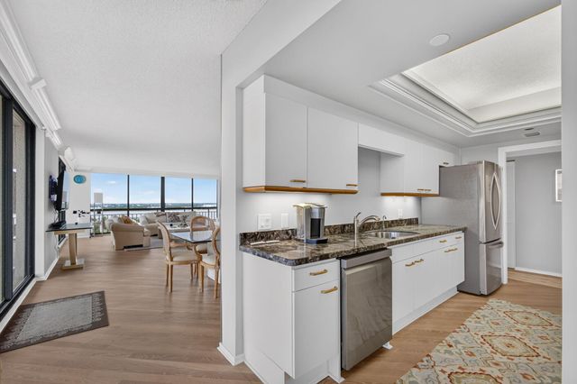 4100 N OCEAN Drive 1904, Singer Island, FL 33404