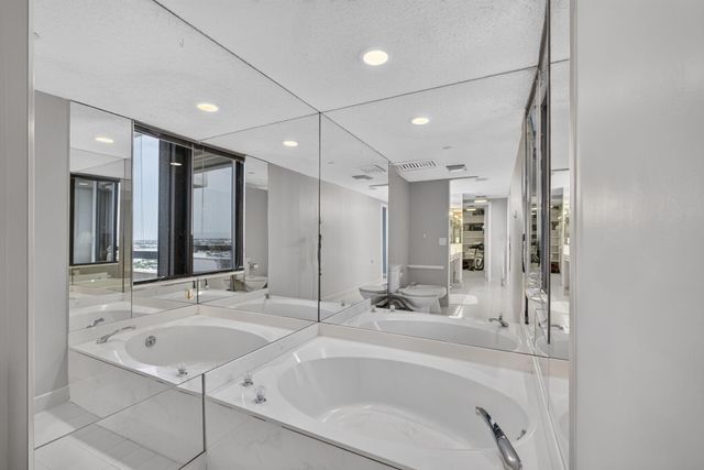4100 N OCEAN Drive 1904, Singer Island, FL 33404