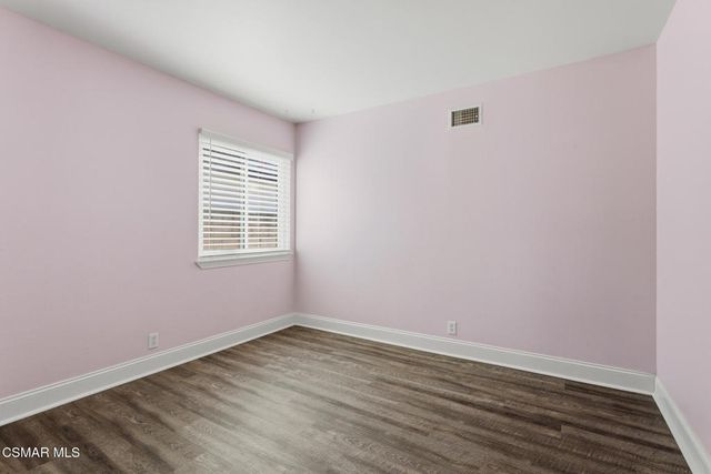 1860 Wychoff Avenue, Simi Valley, CA 93063