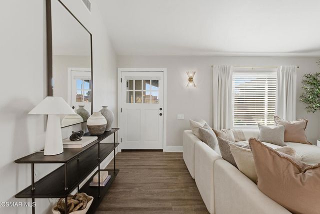 1860 Wychoff Avenue, Simi Valley, CA 93063