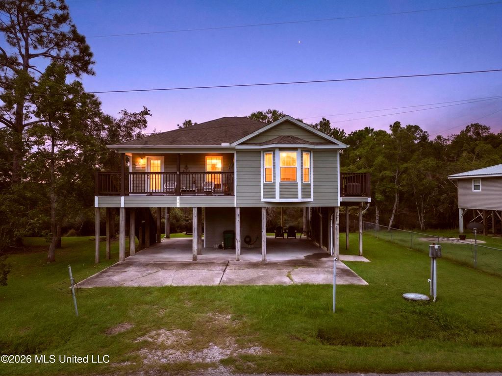 5109 Trout Street, Bay Saint Louis, MS 39520