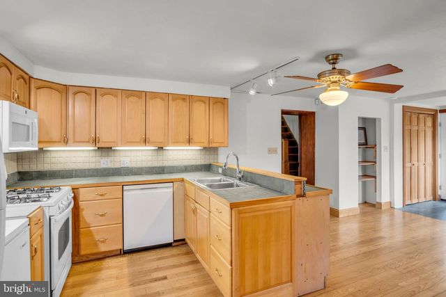 525 ANDERSONTOWN ROAD, Dover, PA 17315