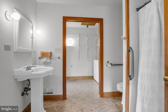 525 ANDERSONTOWN ROAD, Dover, PA 17315