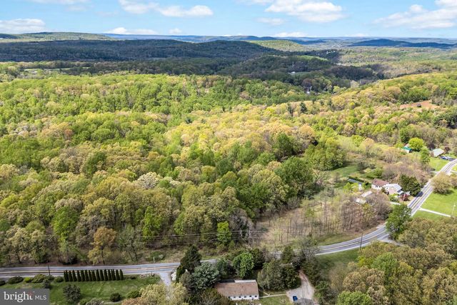 525 ANDERSONTOWN ROAD, Dover, PA 17315