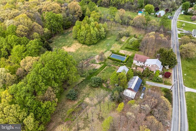 525 ANDERSONTOWN ROAD, Dover, PA 17315