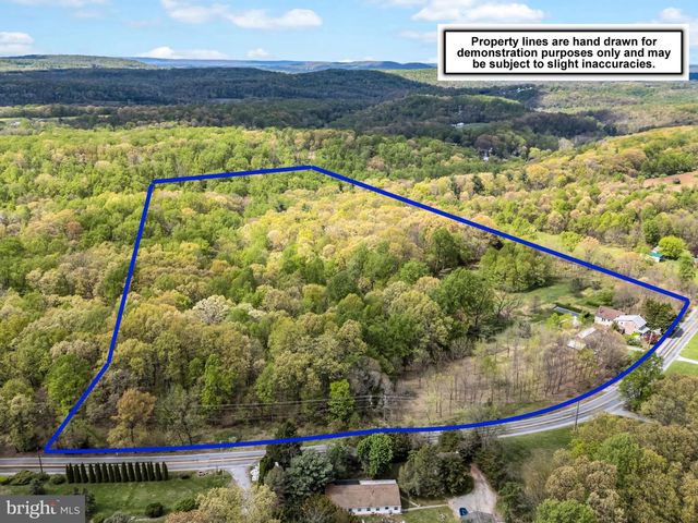 525 ANDERSONTOWN ROAD, Dover, PA 17315