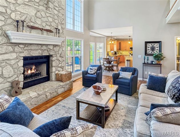18 Forest Hills Drive, Washington, MO 63090