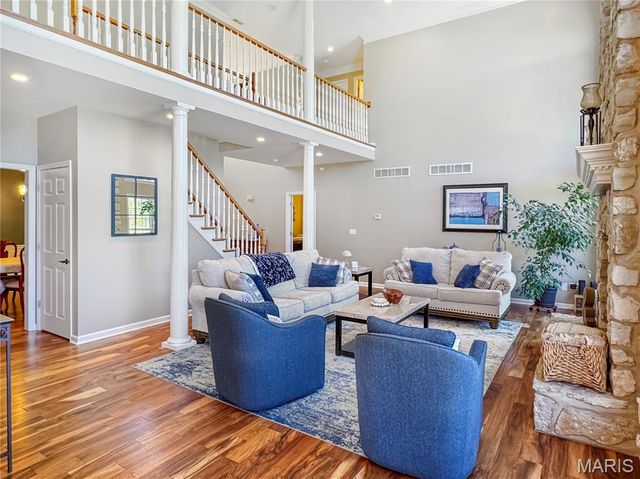 18 Forest Hills Drive, Washington, MO 63090