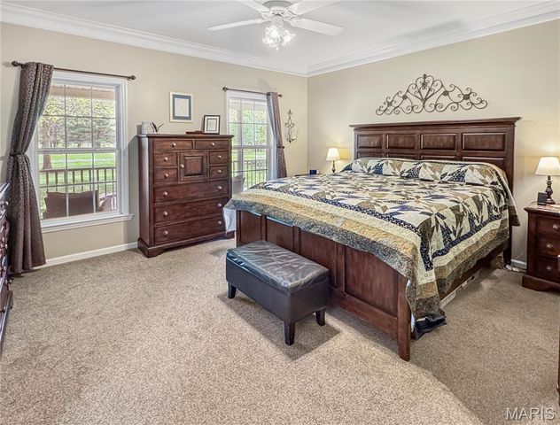 18 Forest Hills Drive, Washington, MO 63090