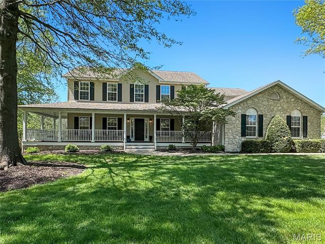 18 Forest Hills Drive, Washington, MO 63090