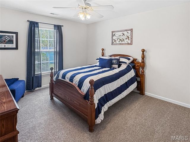 18 Forest Hills Drive, Washington, MO 63090