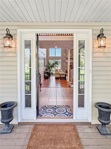 18 Forest Hills Drive, Washington, MO 63090