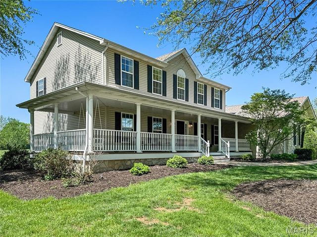 18 Forest Hills Drive, Washington, MO 63090