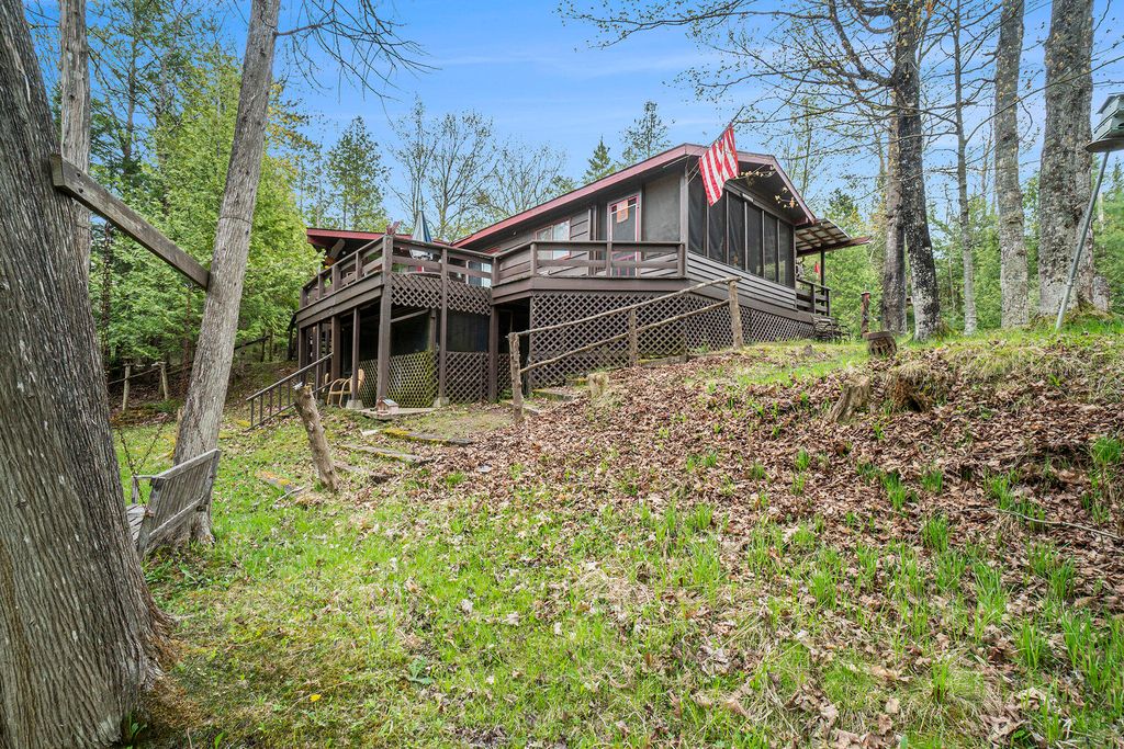 4189 Big Sky Trail, Indian River, MI 49749