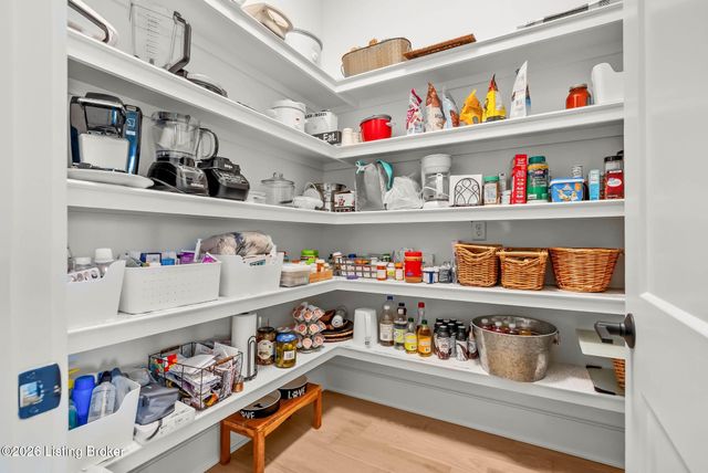 6005 Passionflower Dr, Prospect, KY 40059